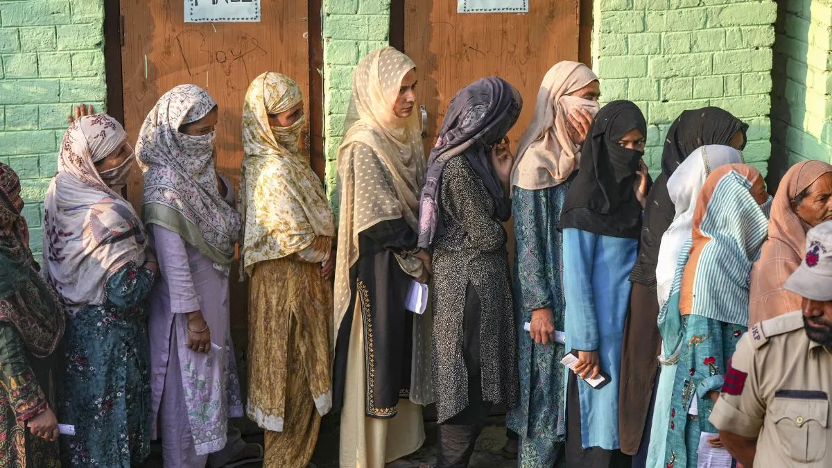 J&K Assembly Elections Phase 3 Voting: पहले और दूसरे फेज से ज्यादा तीसरे फेज में हुई 65% वोटिंग jk assembly election, jk vidhan sabha chunav 2024, jk election live- India TV Hindi