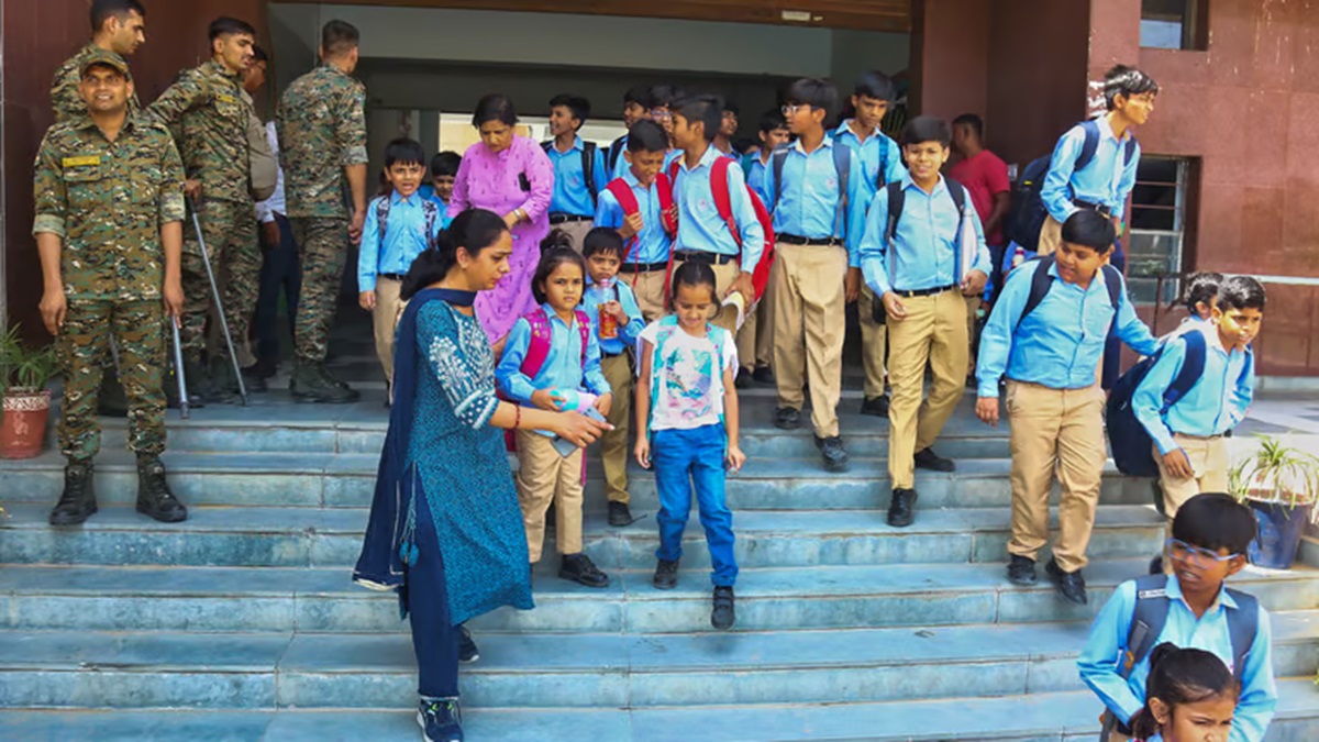 यूपी: बच्चों की सुरक्षा में चूक, 14 सालों से नहीं हुआ राज्य के स्कूलों का निरीक्षण, HC ने जताई नाराजगी