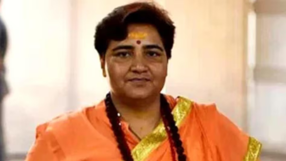 मालेगांव विस्फोट मामले में साध्वी प्रज्ञा ठाकुर को एनआईए कोर्ट से जमानती वारंट जारी, जानिए पूरा मामला मालेगांव विस्फोट मामले में साध्वी प्रज्ञा ठाकुर को एनआईए कोर्ट से जमानती वारंट जारी, जानिए पूरा मामला