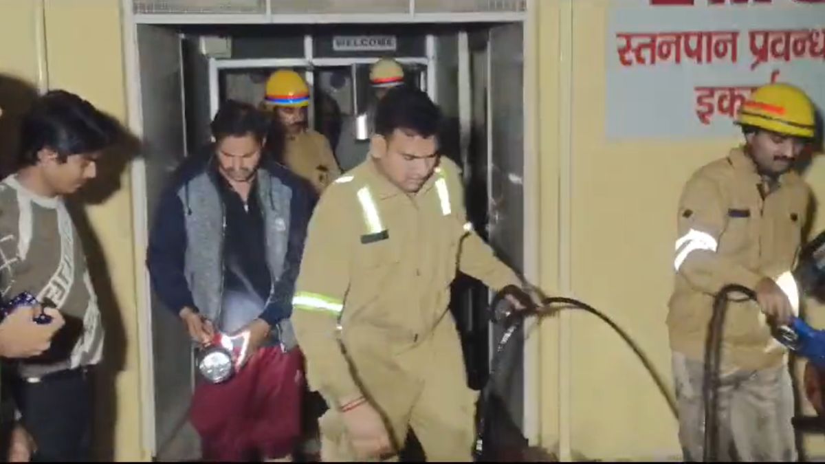यूपी के झांसी मेडिकल कॉलेज में लगी भीषण आग, 10 बच्चों की मौत, सीएम योगी ने जताया दुख
