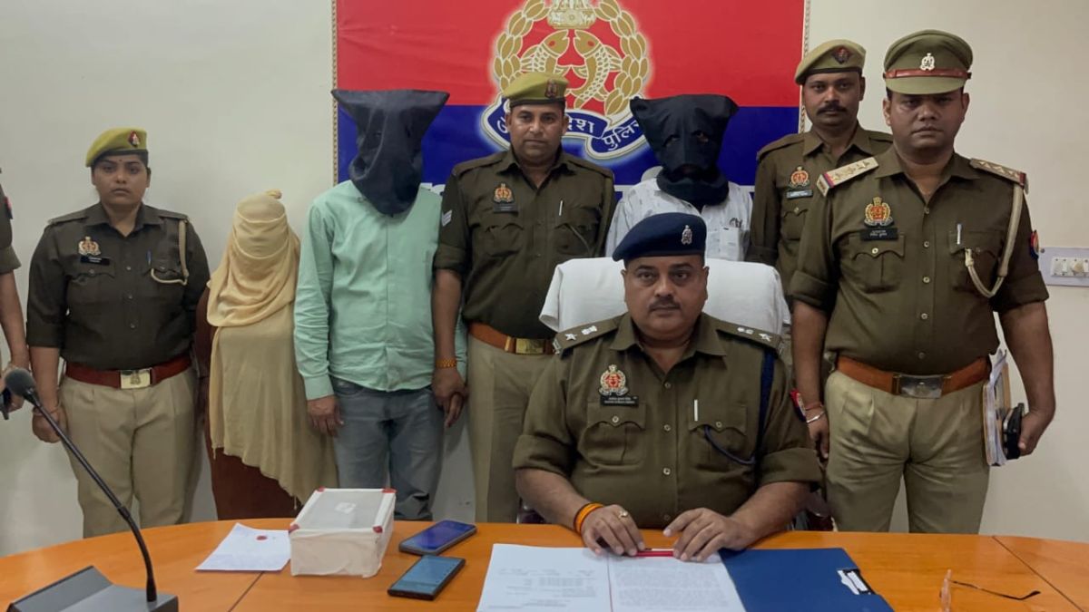 हाथरस में हनीट्रैप गिरोह का पर्दाफाश, अश्लील वीडियो बना करते थे ब्लैकमेलिंग, महिला समेत तीन गिरफ्तार