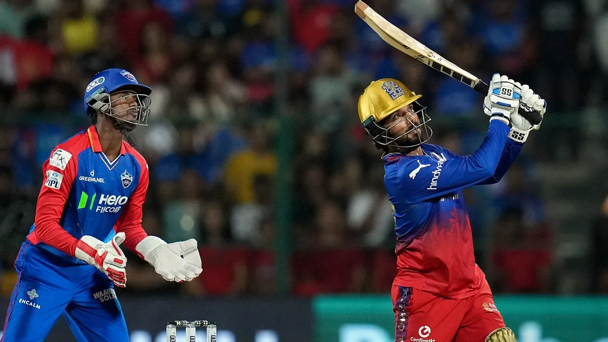 SMAT: RCB के स्टार बल्लेबाज के तूफान में उड़ी दिल्ली, फाइनल की दोनों टीमें हो गई तय SMAT- India TV Hindi