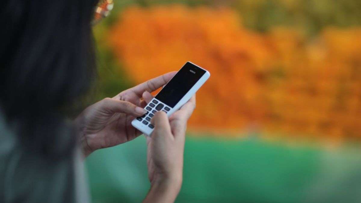 Keypad Phone यूजर्स के लिए क्या आएगा अलग से रिचार्ज प्लान? सरकार ने कही ये बात