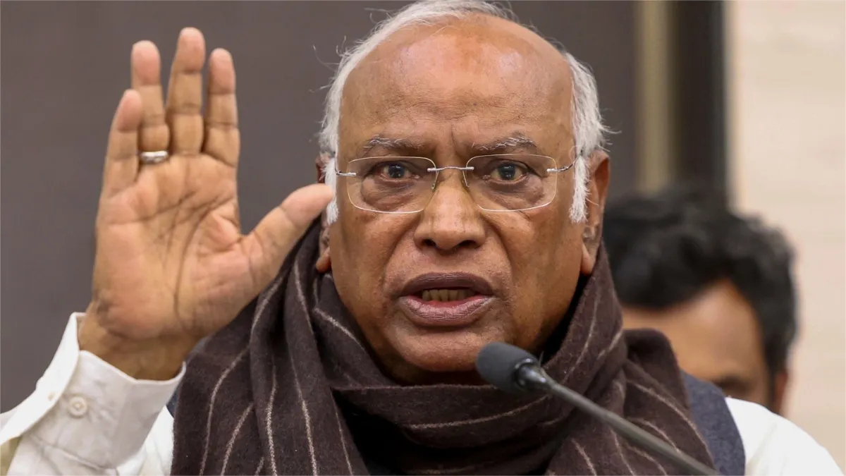 'राज्यसभा के अध्यक्ष ने किया शक्ति का दुरुपयोग', मल्लिकार्जुन खरगे ने शेयर किए 10 प्वाइंट्स Rajya Sabha Chairman misused power Mallikarjun Kharge shared 10 points- India TV Hindi