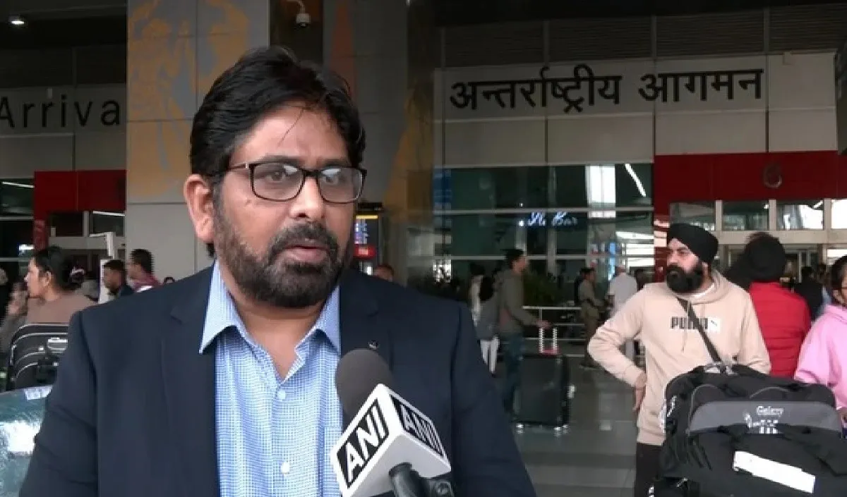 'सड़कों पर धमाके, गोलीबारी और लूट', सीरिया से लौटे पहले भारतीय ने बताए दमिश्क के भयावह हालात Indian Ravi Bhushan Return From Syria- India TV Hindi