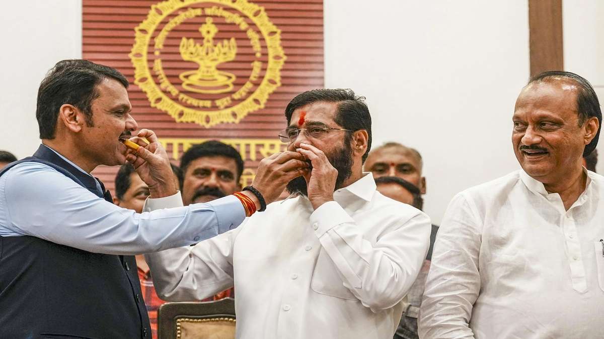 महाराष्ट्र में नई सरकार बनाने का रास्ता साफ, फडणवीस अगले CM तो शिंदे का क्या है रोल? जानिए ताजा स्थिति