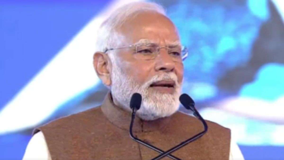 पीएम मोदी ने LIC की बीमा सखी योजना को किया लॉन्च, महिला सशक्तिकरण में होगा अहम योगदान
