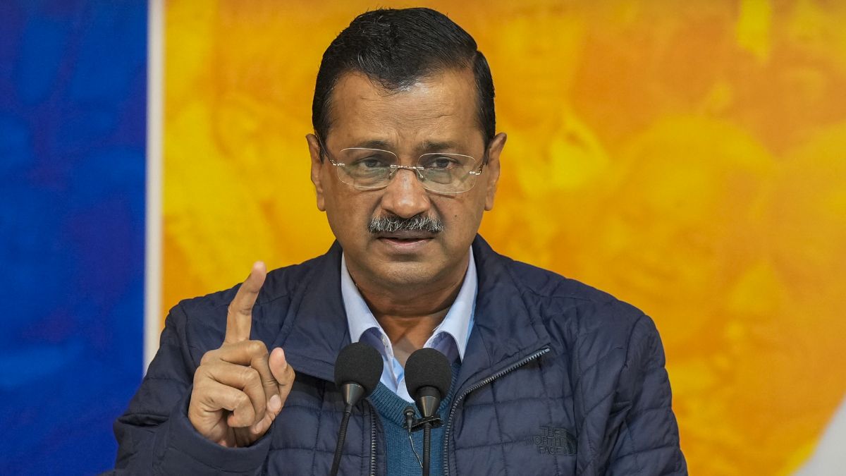 AAP ने लगाया डॉक्यूमेंट्री की स्क्रीनिंग रोकने का आरोप, दिल्ली पुलिस ने दिया जवाब – India TV Hindi