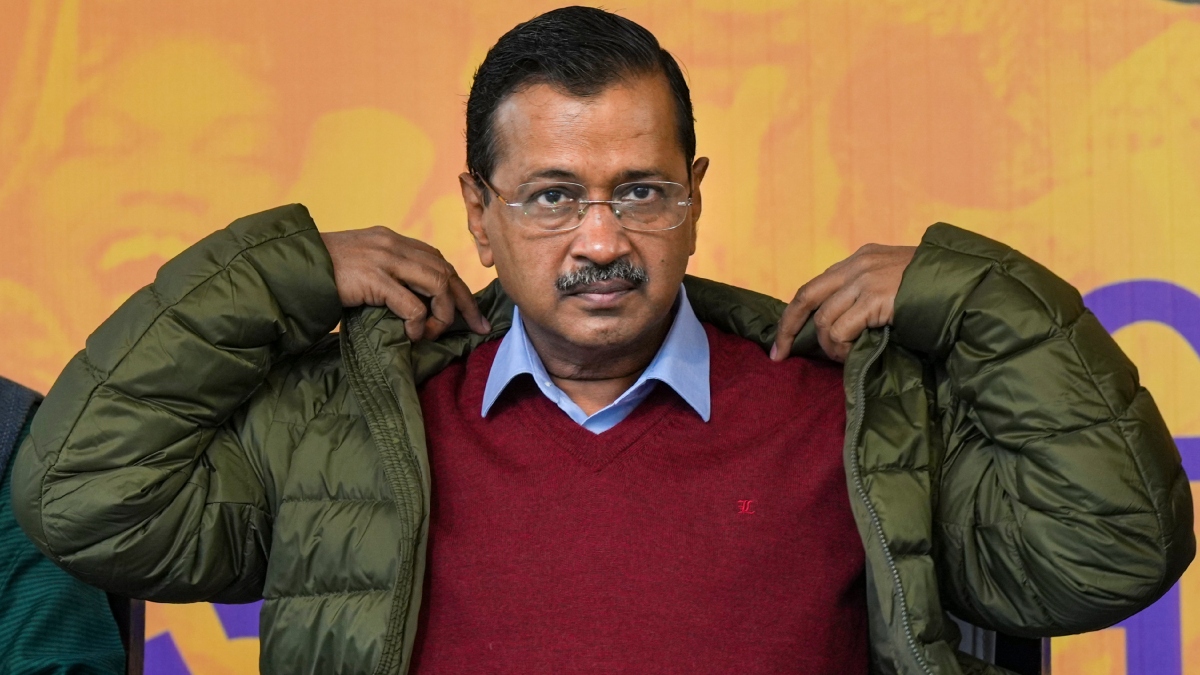 यमुना में ‘जहर’ मामले में EC ने केजरीवाल से पूछे कई सवाल, कल तक देना होगा जवाब