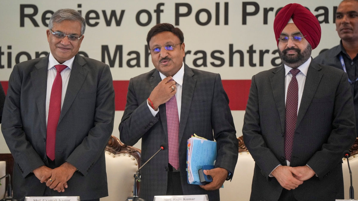दिल्ली विधानसभा चुनाव की तारीख का ऐलान आज, EC इतने बजे करेगा प्रेस कॉन्फ्रेंस