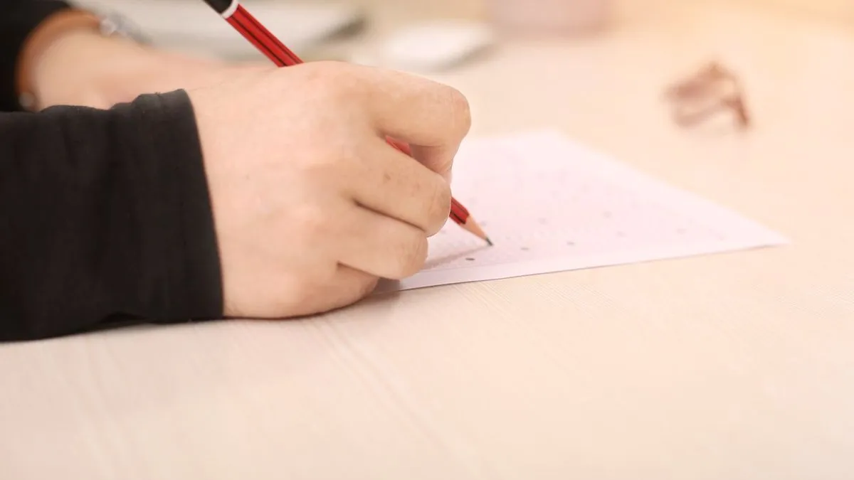 UKPSC RO/ARO प्रीलिम्स परीक्षा कल, एग्जाम से पहले पढ़ लें जरूरी गाइडलाइंस सांकेतिक फोटो- India TV Hindi