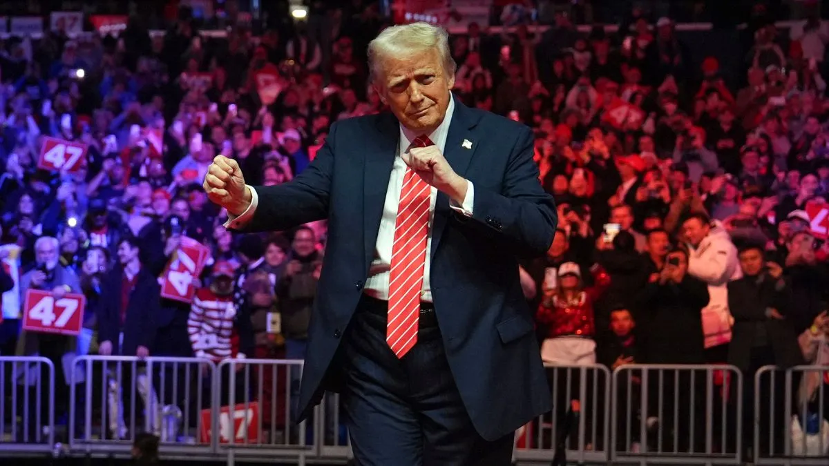 डोनाल्ड ट्रंप आज लेंगे अमेरिका के राष्ट्रपति पद की शपथ, जानें पहले ही दिन क्या-क्या करेंगे आज राष्ट्रपति पद की शपथ लेंगे डोनाल्ड ट्रंप।- India TV Hindi