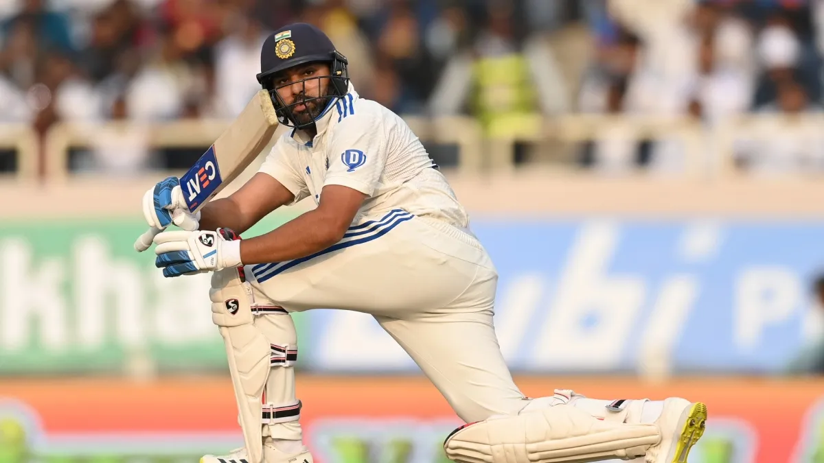 भारत के लिए इतिहास रचने से 4 कदम दूर रोहित, वीरेंद्र सहवाग के महारिकॉर्ड पर मंडराया खतरा भारतीय कप्तान रोहित शर्मा - India TV Hindi