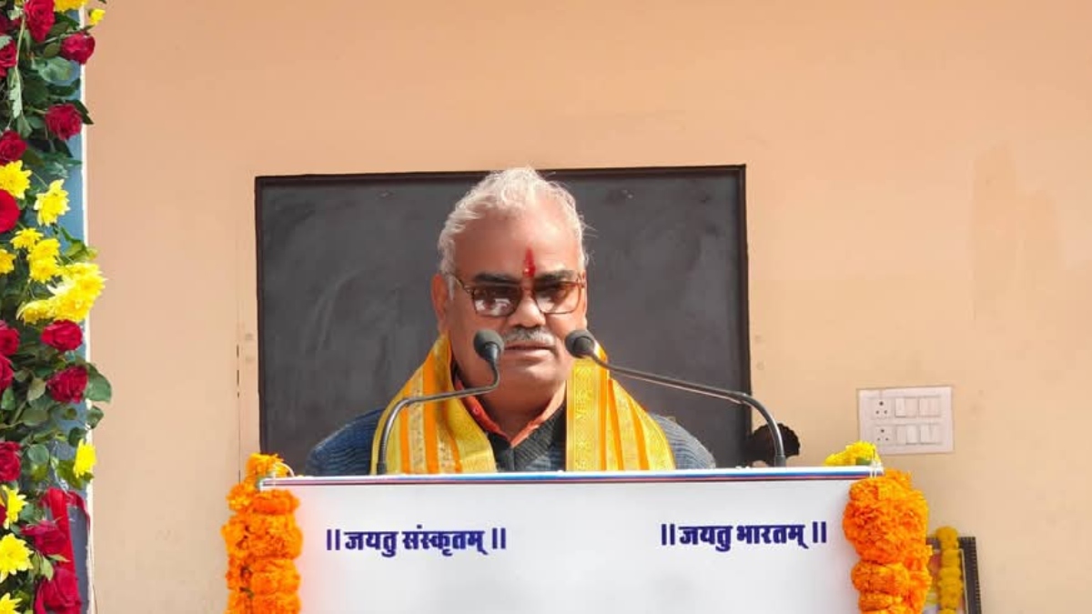 क्लास में मोबाइल पर रोक, पूजा-नमाज के लिए नहीं छोड़ सकते स्कूल; राजस्थान में शिक्षकों को आदेश क्लास में मोबाइल पर रोक, पूजा-नमाज के लिए नहीं छोड़ सकते स्कूल; राजस्थान में शिक्षकों को आदेश