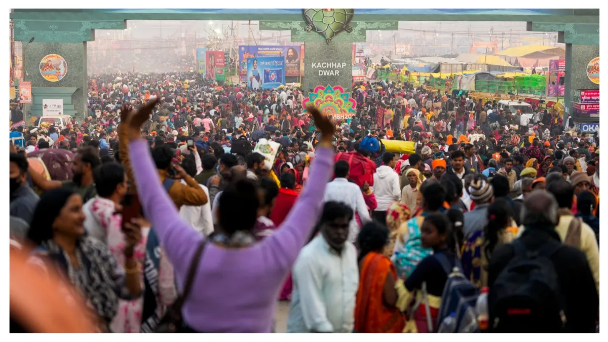 Mauni Amavasya Amrit Snan Live: महाकुंभ में अखाड़ों का अमृत स्नान फिर से शुरू, अखाड़ा परिषद ने मानी सीएम की बात Mahakumbh 2025- India TV Hindi