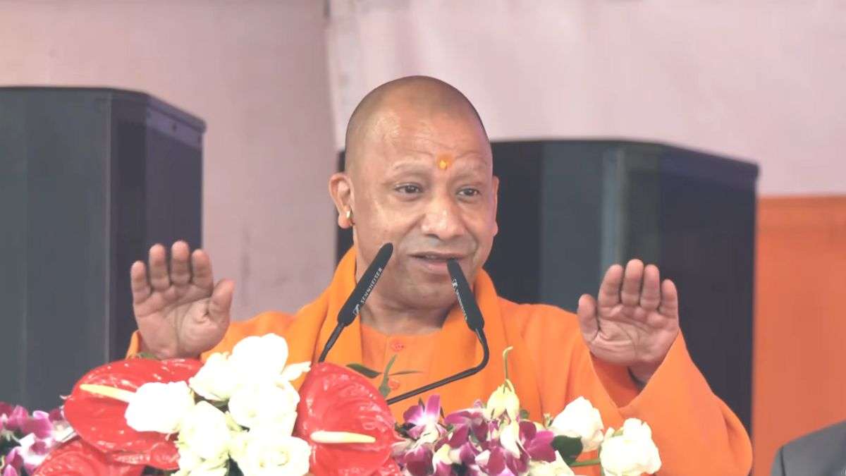 प्रतिष्ठा द्वादशी पर अयोध्या में CM योगी, बोले- ‘रामभक्तों, कारसेवकों के हम ऋणी हैं’  – India TV Hindi