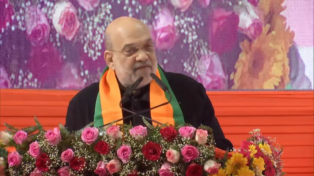 ‘केजरीवाल AAP के लिए बने आपदा’, गृह मंत्री अमित शाह ने बोला हमला, सिसोदिया को लेकर कही ये बात