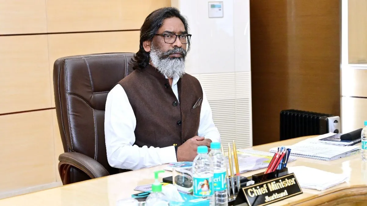 सीएम हेमंत सोरेन - India TV Hindi