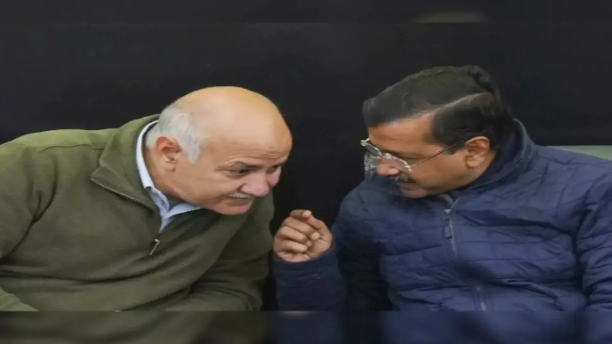 दिल्ली शराब घोटाला केस: CAG रिपोर्ट में हुए कई बड़े खुलासे, अब बढ़ने वाली है AAP की टेंशन? अरविंद केजरीवाल और मनीष सिसोदिया- India TV Hindi