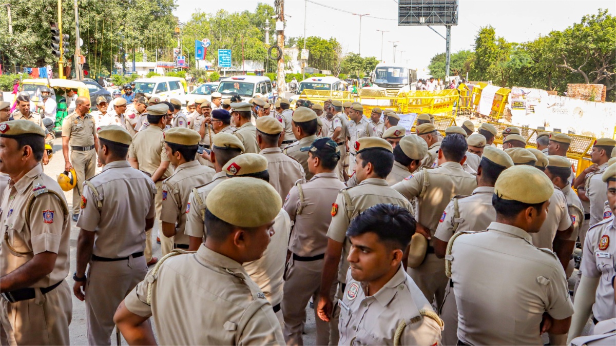 सीएम के शपथ ग्रहण से पहले छावनी बनेगी दिल्ली, 25 हजार सुरक्षाकर्मियों की होगी तैनाती, AI कैमरे करेंगे निगरानी