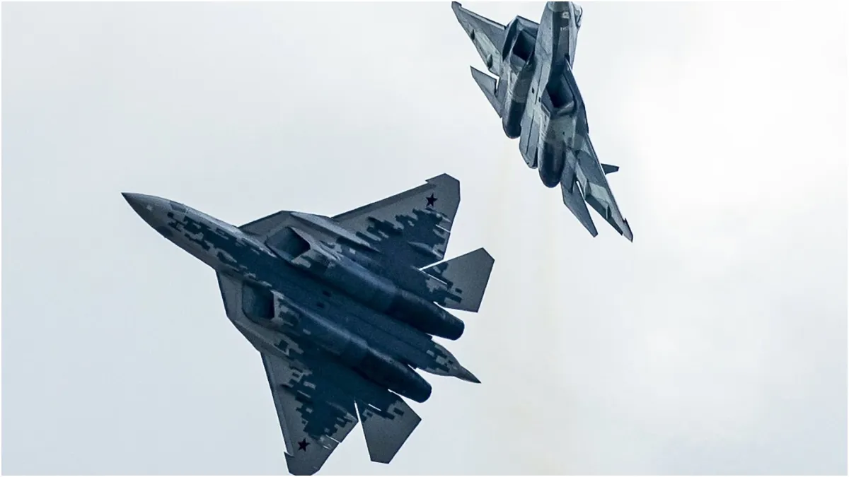 भारत आएगा रूस का महाबली 'Su-57' लड़ाकू विमान, एयरो इंडिया में भाग लेगा 5वीं पीढ़ी का जेट Su-57 लड़ाकू विमान।- India TV Hindi