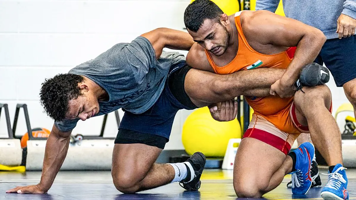 दीपक पूनिया और अंतिम पंघाल एशियन रेसलिंग चैंपियनशिप के लिए भारतीय टीम में शामिल Deepak punia- India TV Hindi