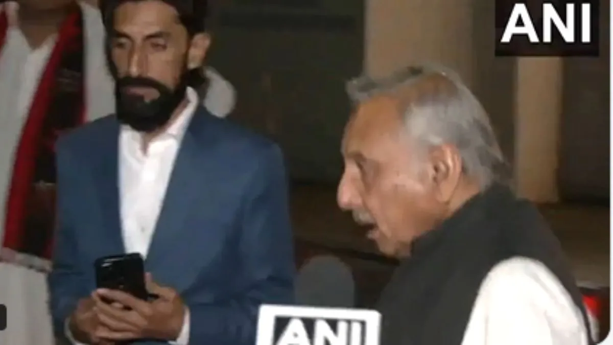 पूर्व केंद्रीय मंत्री मणिशंकर अय्यर - India TV Hindi