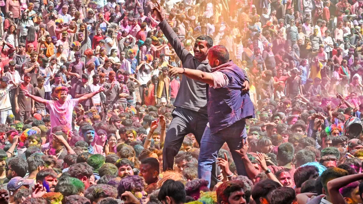 Holi 2025: होली के दिन ये 5 गलतियां करना पड़ेगा भारी, रूठ जाएंगे देवी-देवता, ग्रह दोष के भी होंगे शिकार Holi 2025- India TV Hindi