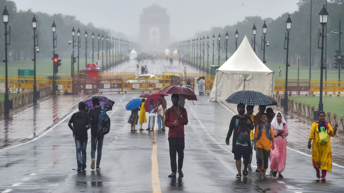 मौसम ने ली करवट, दिल्ली-UP समेत इन हिस्सों में आज बारिश होगी या आंधी-तूफान का रहेगा असर! जानिए IMD का ताजा अपडेट