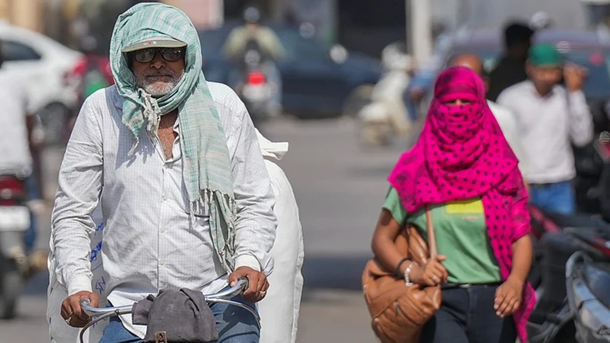 गर्मी तोड़ रही सारे रिकॉर्ड, देश में 26 जगहों पर तापमान 43 डिग्री के पार पहुंचा, अगले हफ्ते लू चलने की आशंका