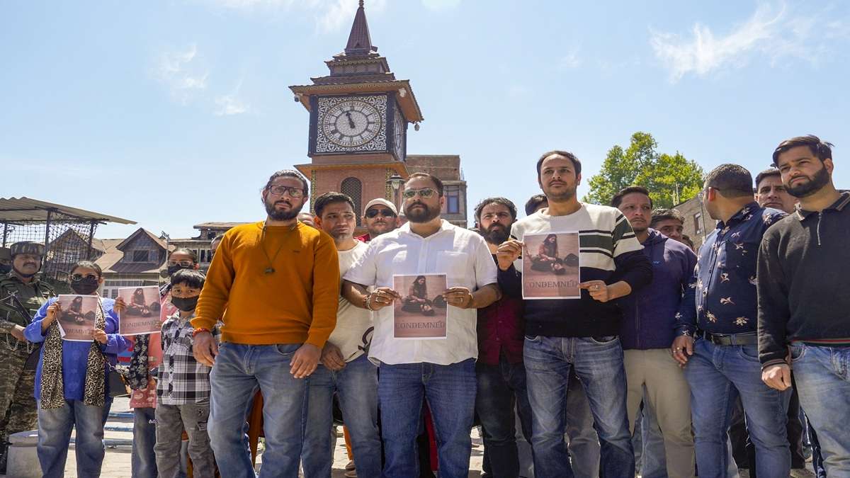 ‘तुरंत उत्तराखंड छोड़कर चले जाओ’, देहरादून में कश्मीरी छात्रों को खुली धमकी; सोशल मीडिया पोस्ट वायरल