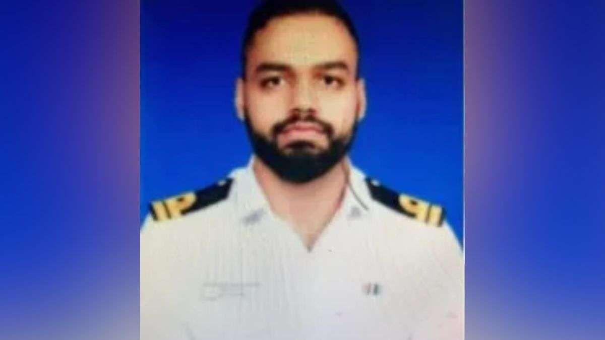 लेफ्टिनेंट विनय नरवाल के परिवार को मिलेगा 50 लाख रुपए मुआवजा और नौकरी, पहलगाम आतंकी हमले में गई थी जान