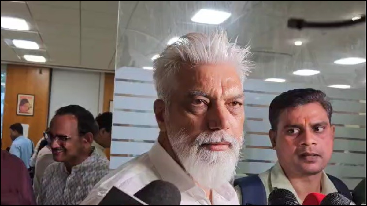 महाराष्ट्र के स्कूलों में हिंदी की अनिवार्यता पर बड़ा फैसला, फिलहाल रहेगा ऐच्छिक ऑप्शनल