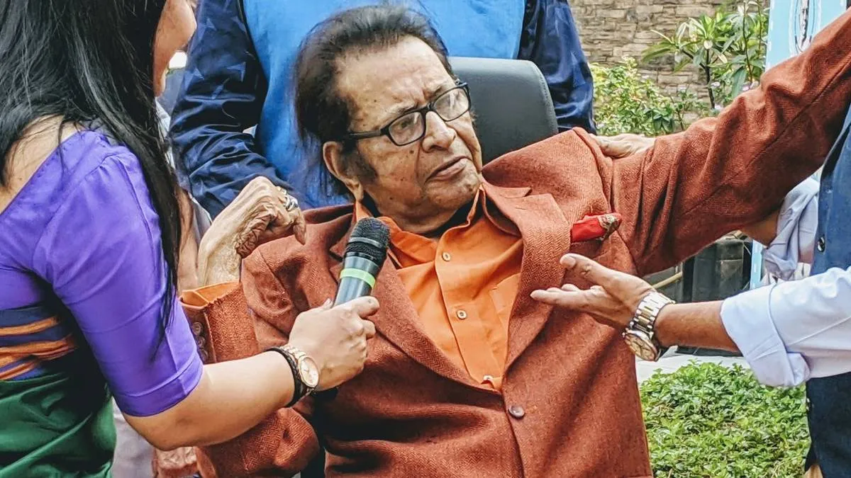 लाल बहादुर शास्त्री की गुजारिश के लिए मनोज कुमार ने बेचा था अपना घर, फिर सोने की तरह तप के निकली ये क्लासिक फिल्म manoj kumar- India TV Hindi