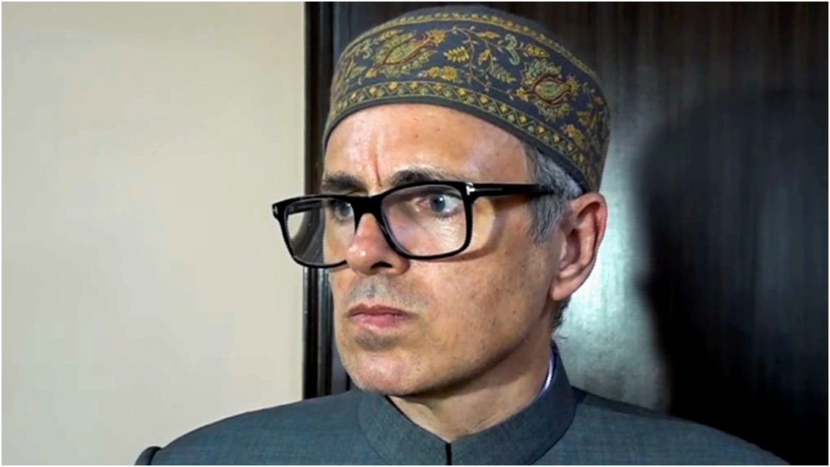 जम्मू कश्मीर प्रशासनिक सेवा के 96 आधिकारियों का हुआ ट्रांसफर, जानें किसे कहां मिली पोस्टिंग