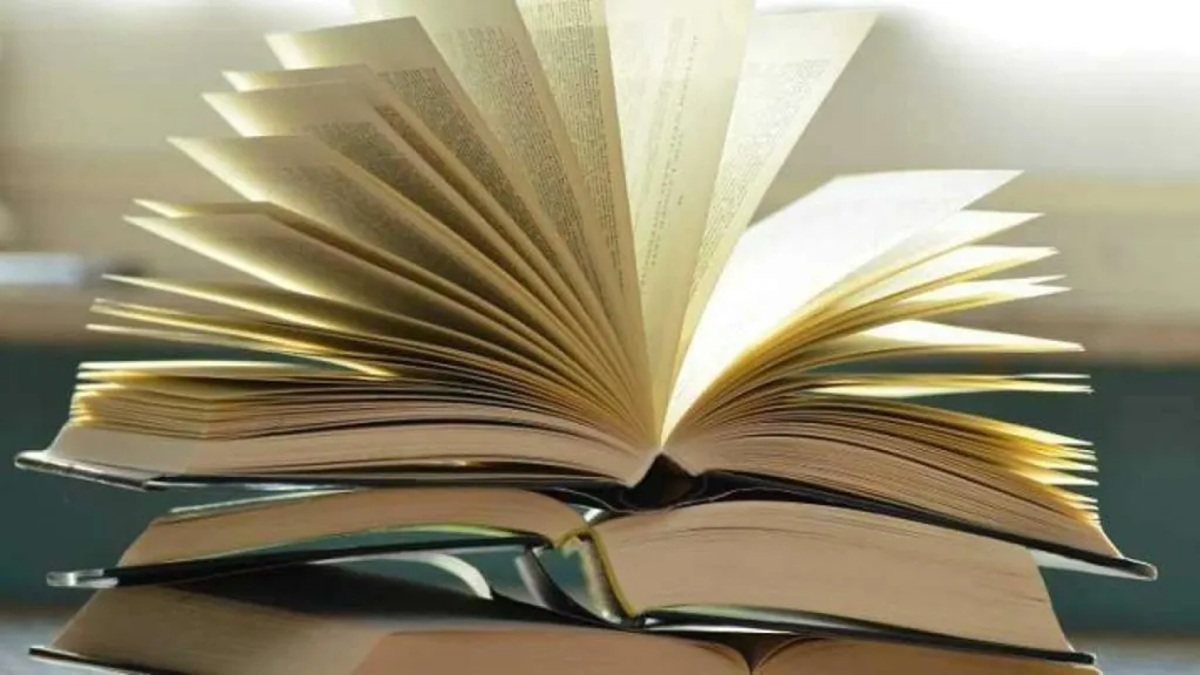 NCERT की नई किताबों में मुगल और दिल्ली सल्तनत से जुड़े संदर्भ हटाए गए, महाकुंभ को जोड़ा गया
