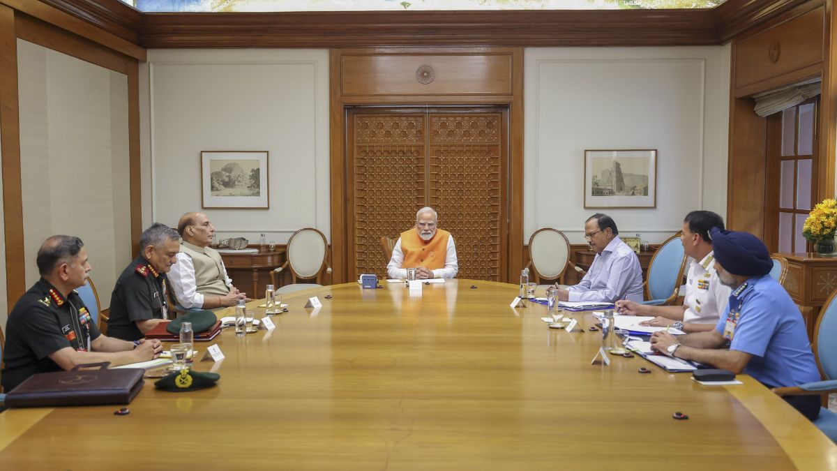 पहलगाम हमले के बाद दिल्ली में हाई-लेवल बैठकों का दौर, पाकिस्तान के खिलाफ बड़े एक्शन की तैयारी