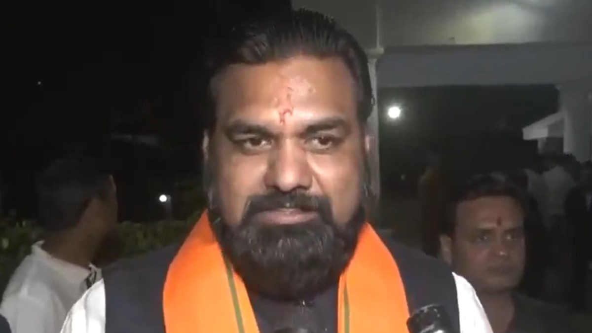 बिहार: डिप्टी CM का बड़ा आरोप, कहा- शराब माफियाओं से मिला हुआ है लालू यादव का पूरा परिवार