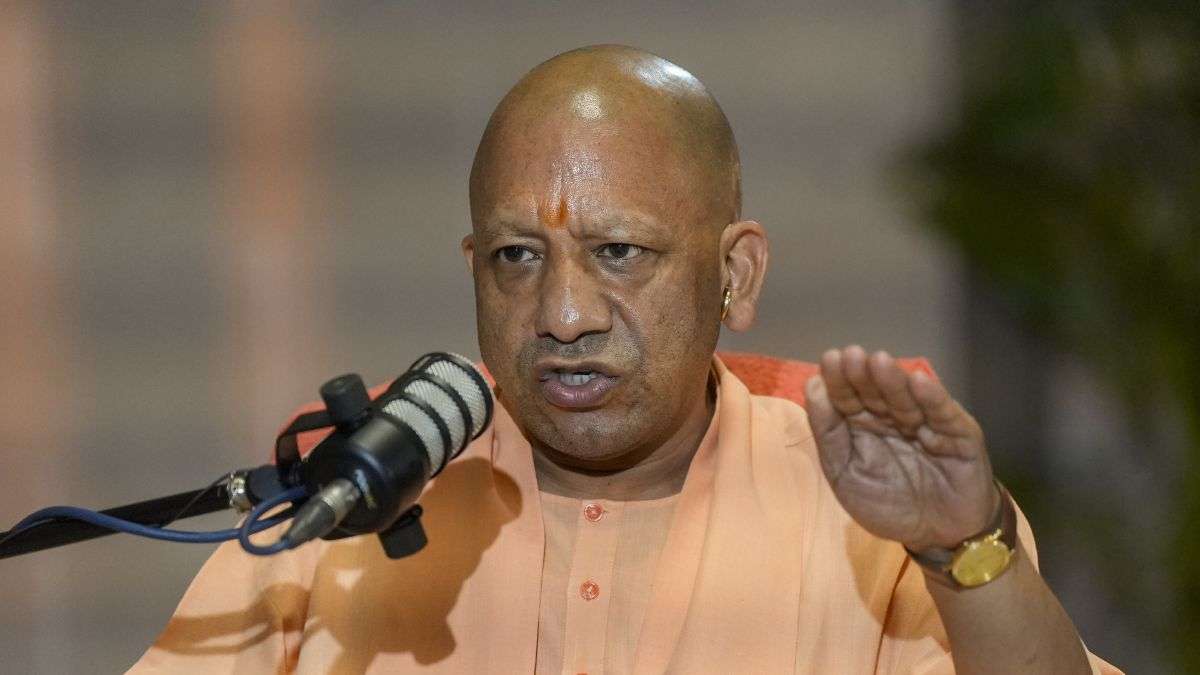 ‘नमाज नहीं, यातायात के लिए हैं सड़कें’, सीएम योगी ने कहा- हिंदुओं से सीखें अनुशासन