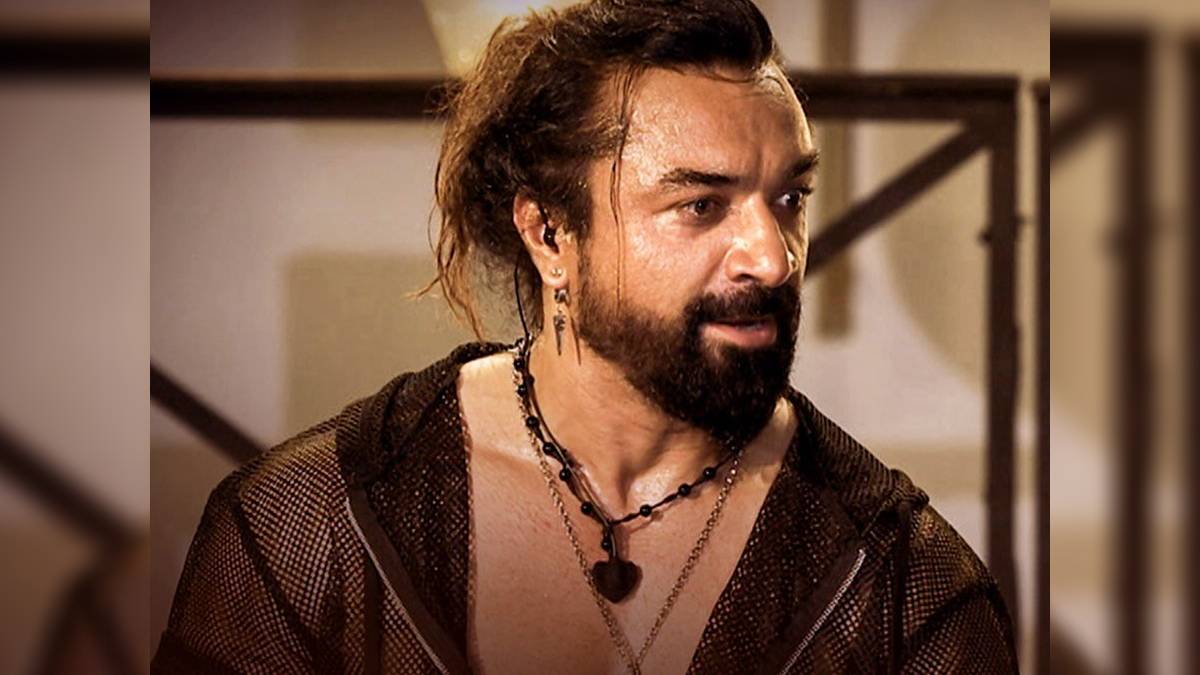 ‘घर ले जाकर…’ एजाज खान पर 30 साल की एक्ट्रेस ने लगाया रेप का आरोप
