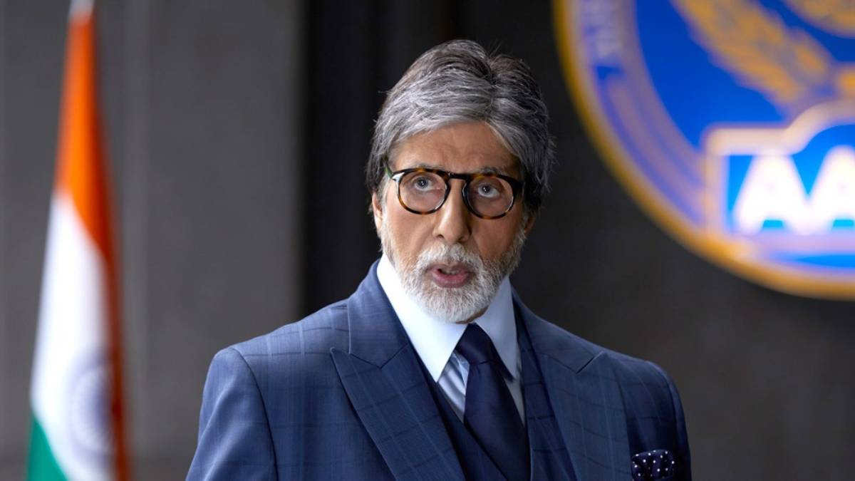 भारतीय सेना का शौर्य देख अमिताभ बच्चन को फिर याद आई बाबूजी की कविता