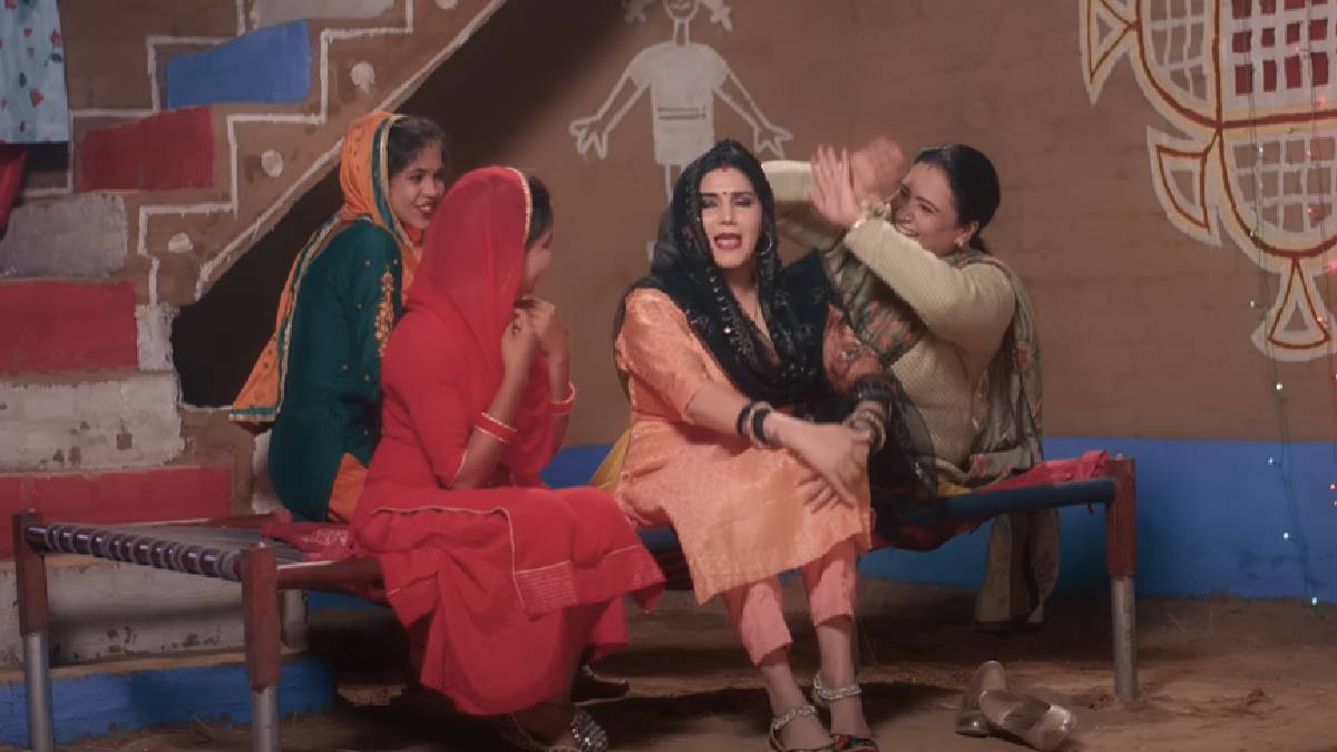 न फिल्मी हीरोइन और न ही मॉडलिंग, फिर भी इस डांसर के गाने ने मचाया तहलका