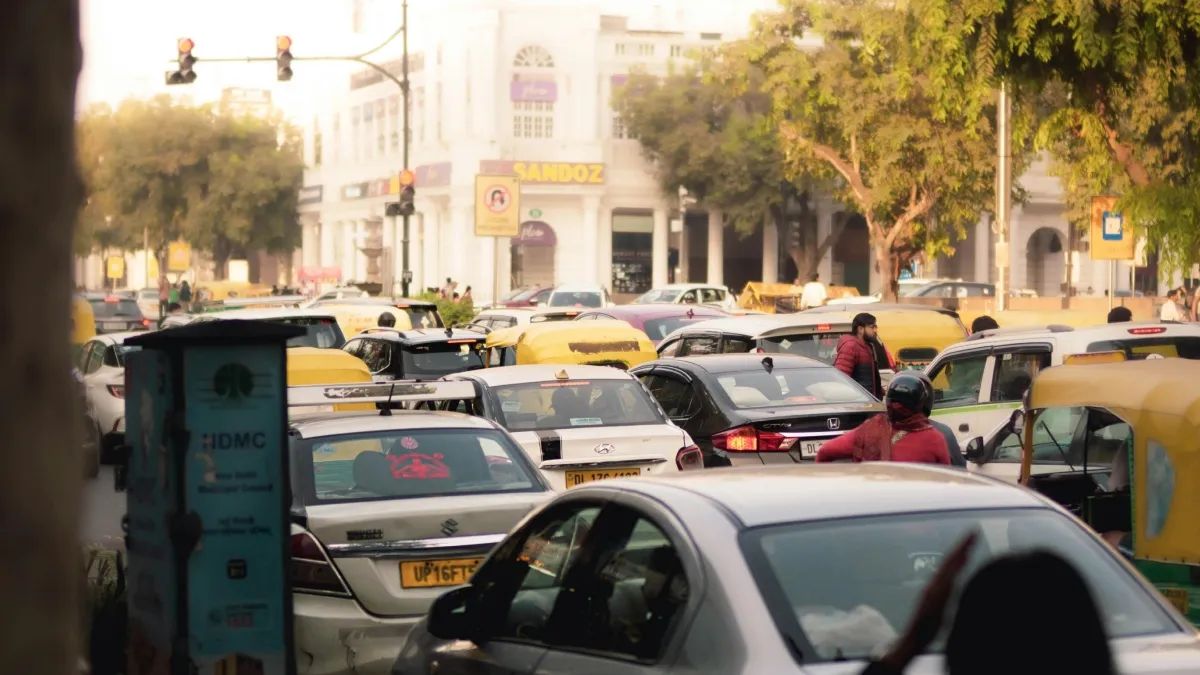 मॉक ड्रिल से पहले अलर्ट पर दिल्ली, कनॉट प्लेस समेत इन जगहों की बढ़ाई गई सुरक्षा कनॉट प्लेस- India TV Hindi