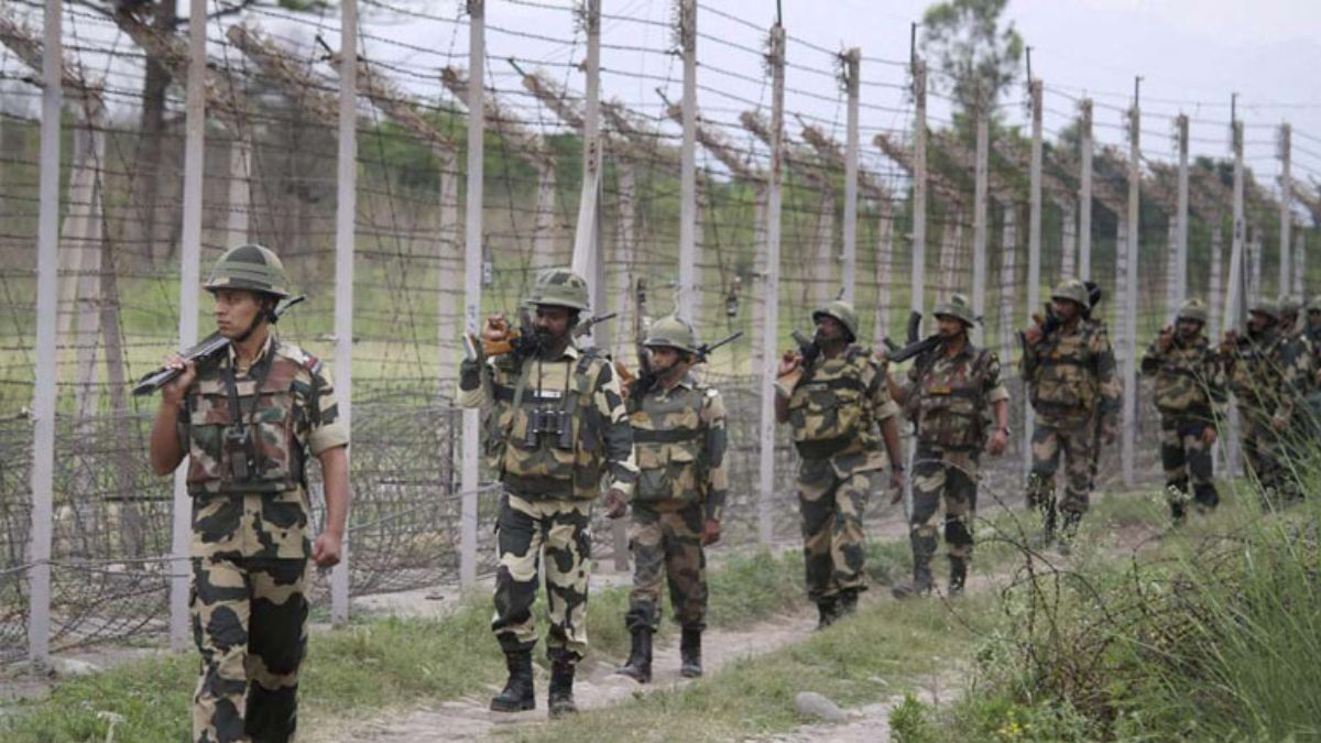 जम्मू-कश्मीर और इंटरनेशनल बॉर्डर से सटे इलाकों में बीती रात रही शांति, किसी तरह का कोई हमला नहीं हुआ