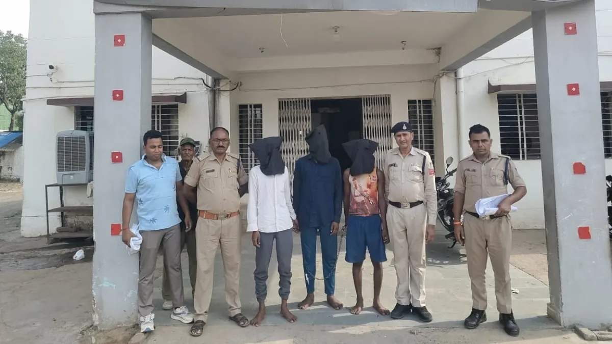दोस्त ने लगाया था पेन चोरी का आरोप, 2 साल बाद लिया खौफनाक बदला मऊगंज में नाबालिग युवक की हत्या के आरोपी गिरफ्तार।- India TV Hindi