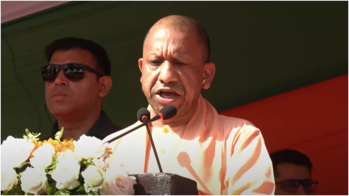 सीएम योगी आदित्यनाथ ने लखनऊ में निकाली तिरंगा यात्रा, बोले- भारत के जवानों के शौर्य का लोहा दुनिया ने माना