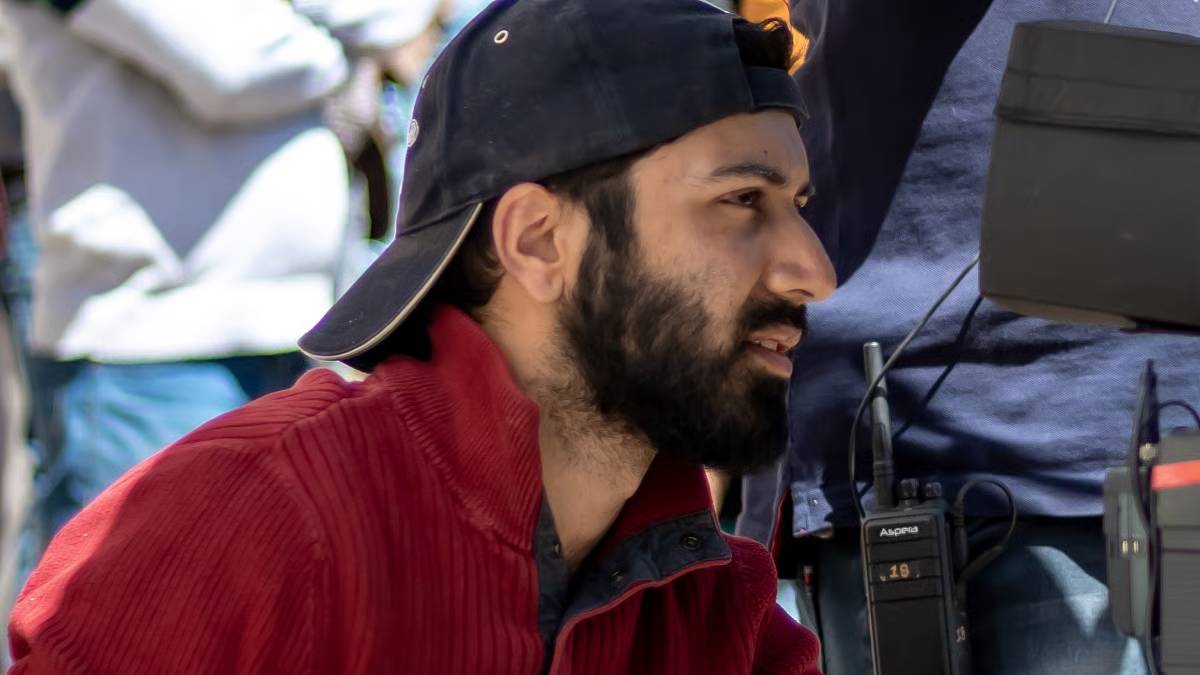 विवादों में करण जौहर की होमबाउंड के सिनेमेटोग्राफर प्रतीक शाह, लगे शोषण के आरोप तो…