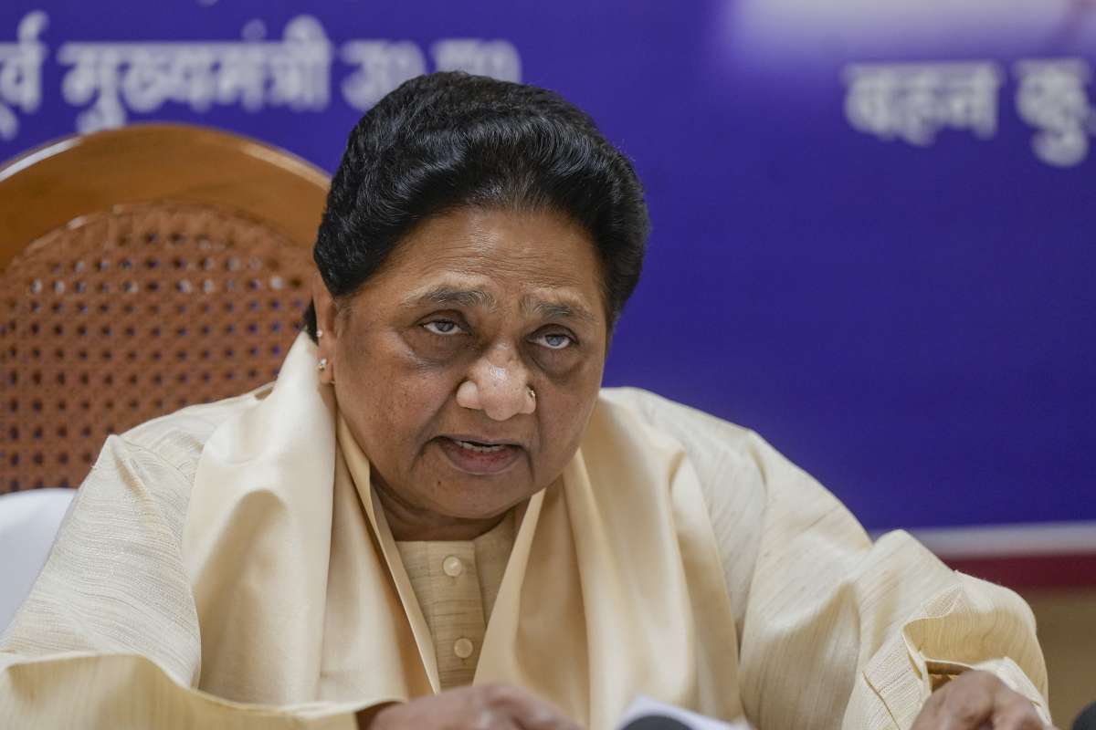 आकाश आनंद के ससुर ने मायावती से मांगी माफी, लिखा- ‘आगे से नहीं होगी गलती’