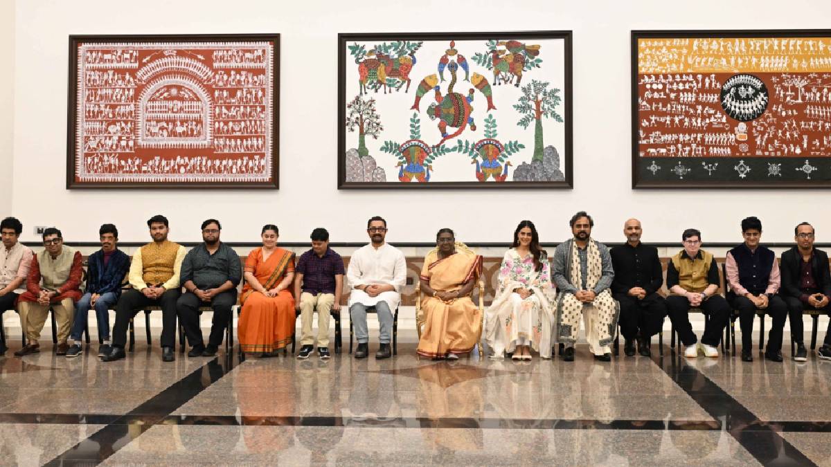 आमिर खान ने हिट करा ली फिल्म, राष्ट्रपति द्रौपदी मुर्मू ने भी देखी ‘सितारे जमीं पर’