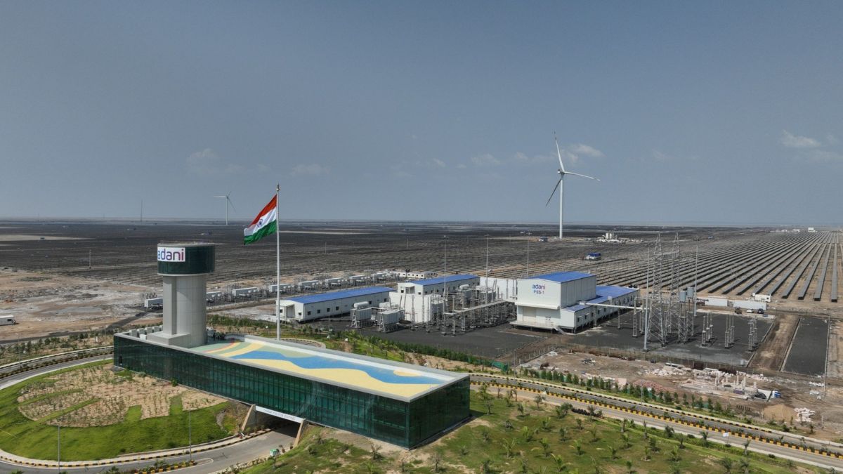 अडाणी ग्रीन एनर्जी की कैपेसिटी 15,000 MW के पार, गौतम अडाणी ने ट्वीट कर दी जानकारी
